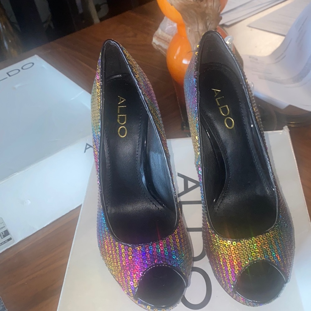 Iridescent Sequence Platform Peep Toe. - image 1